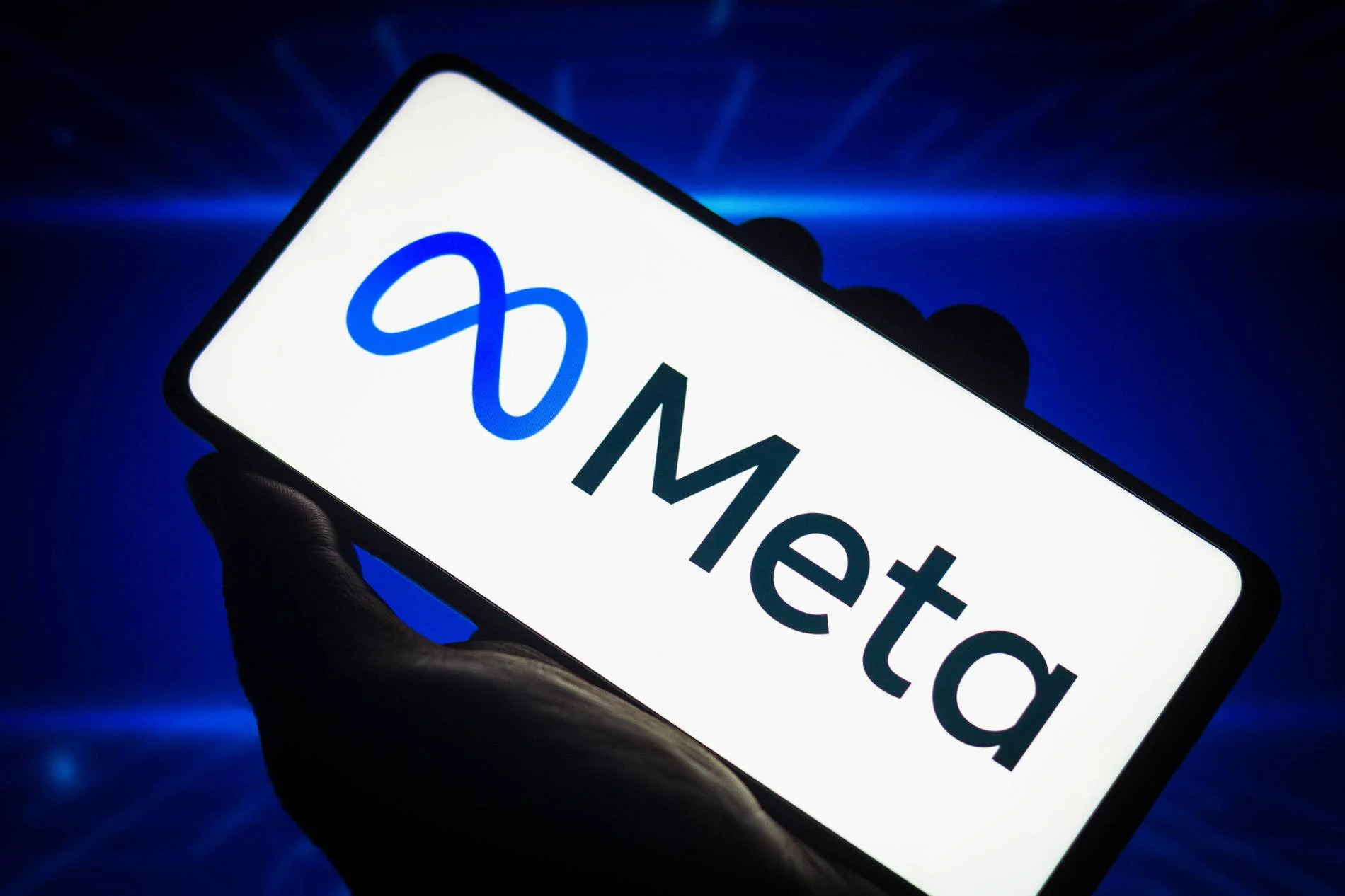 Nowa Era w Meta Ads: Jak Reklamy jako Powiadomienia Zmienią Twój Marketing!